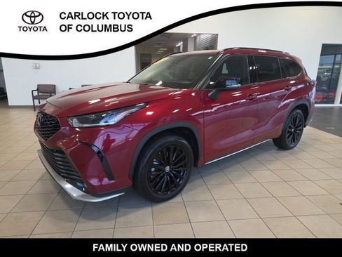 Used 2025 Toyota Highlander XSE AWD/4WD image 4