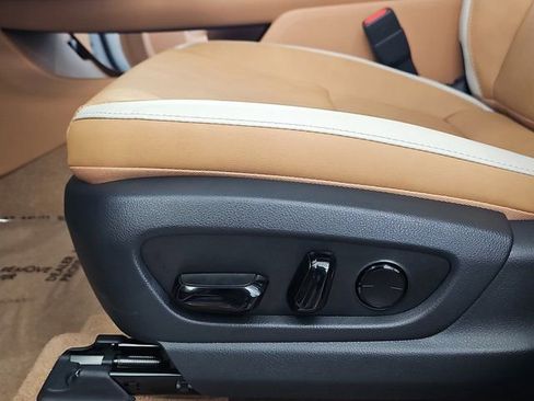 New 2026 Lexus RZ 350e 2WD w/ Technology Package image 33