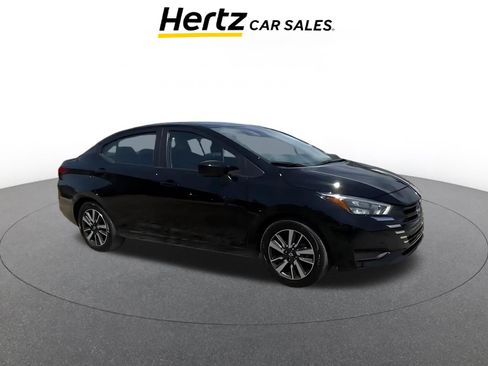 Used 2025 Nissan Versa SV FWD image 1