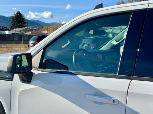 Used 2023 GMC Sierra 1500 Elevation image 14