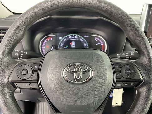 Used 2024 Toyota RAV4 LE AWD/4WD image 14