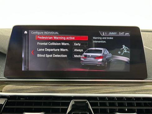 Used 2019 BMW 530i xDrive w/ Convenience Package AWD/4WD image 33