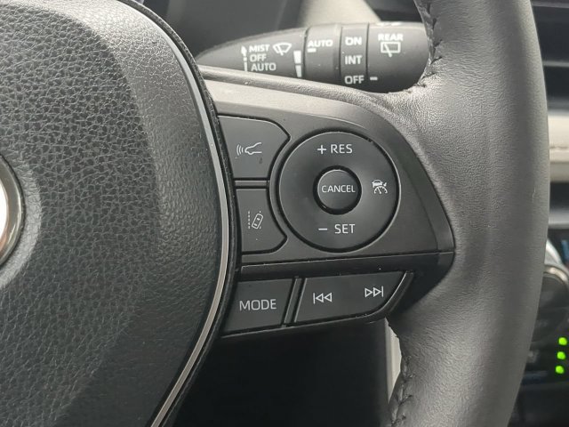Certified 2024 Toyota RAV4 Limited w/ Advanced Technology Package AWD/4WD image 31