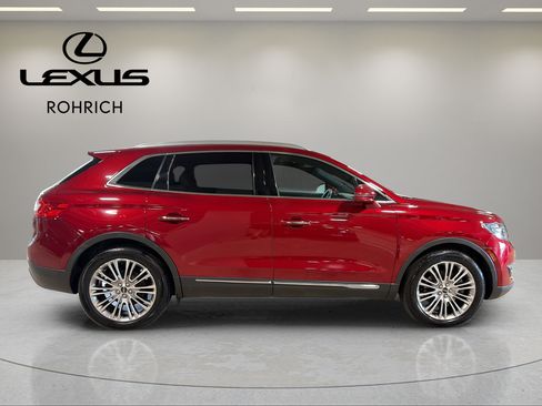 Used 2016 Lincoln MKX Reserve w/ Climate Package AWD/4WD image 7