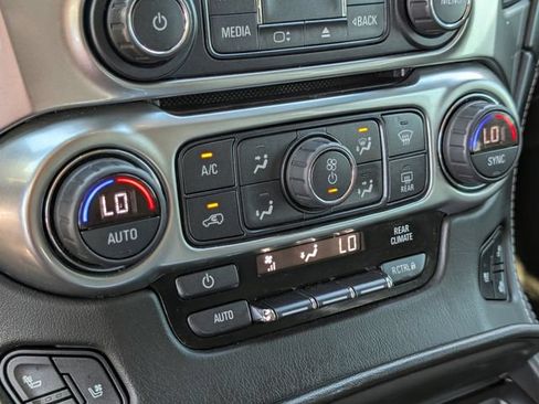 Used 2019 Chevrolet Tahoe Premier AWD/4WD image 31