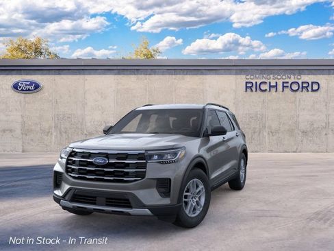 New 2026 Ford Explorer Active RWD image 2