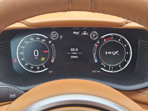 Used 2021 Aston Martin DBX image 17