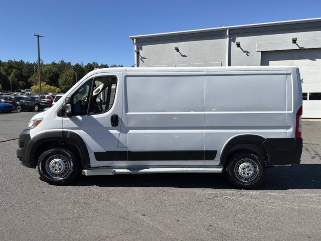 Used 2025 RAM ProMaster 2500 w/ U-Haul Equipment Group FWD image 2