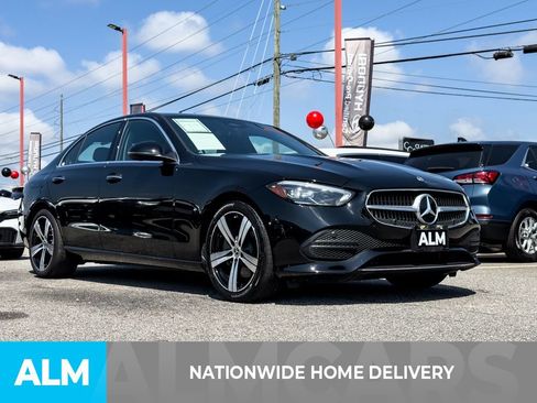 Used 2025 Mercedes-Benz C 300 Sedan image 4