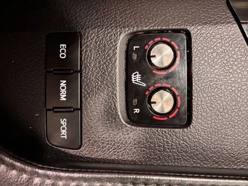 Used 2014 Toyota Avalon XLE Touring image 28