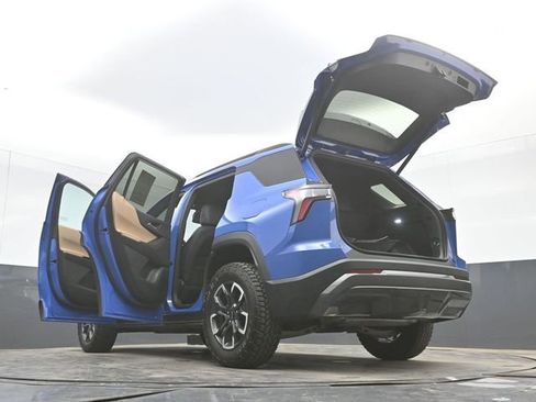 Used 2026 Chevrolet Equinox ACTIV w/ LPO, Floor Liner Package AWD/4WD image 52