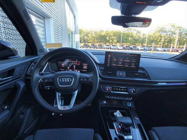 Used 2024 Audi SQ5 Prestige AWD/4WD image 16