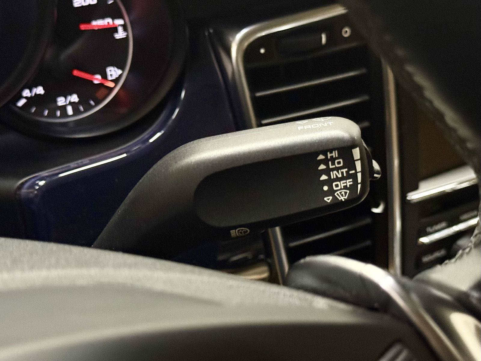 Used 2015 Porsche Panamera 4S AWD/4WD image 20