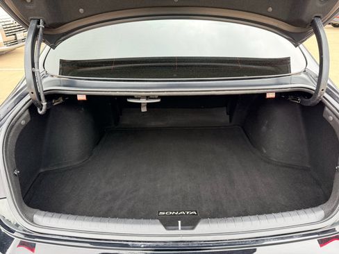 Used 2022 Hyundai Sonata SE w/ Cargo Package FWD image 24