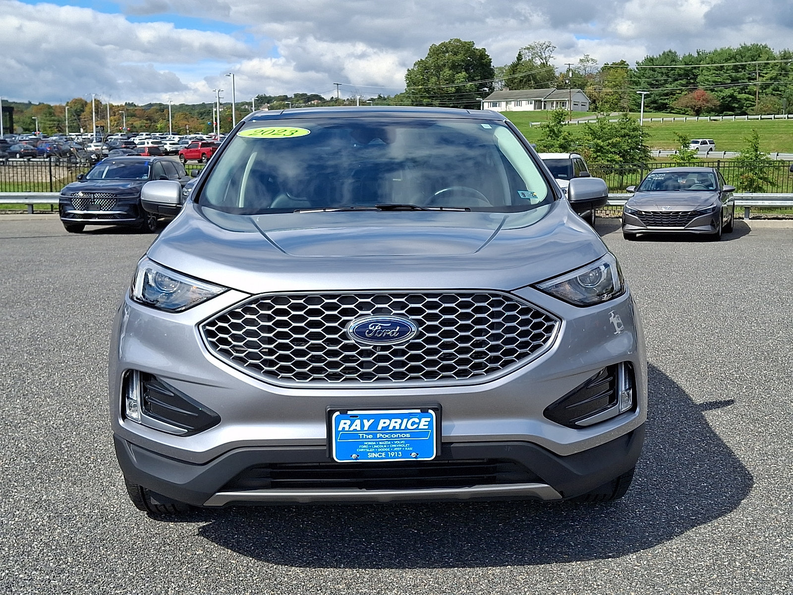 Used 2023 Ford Edge SEL w/ Convenience Package AWD/4WD image 2