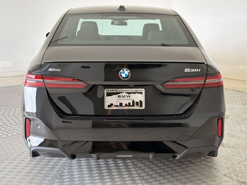 New 2026 BMW 530i xDrive w/ M Sport Package AWD/4WD image 10