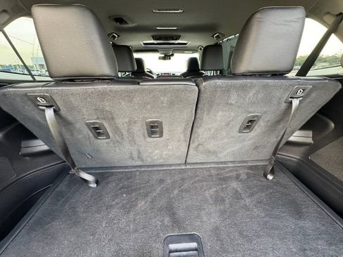 Used 2018 Honda Pilot Touring image 31