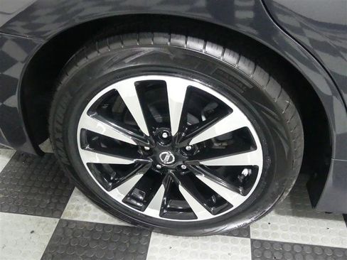 Used 2018 Nissan Altima 2.5 SL image 17