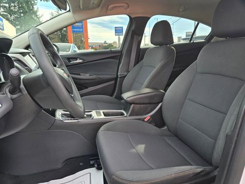 Used 2017 Chevrolet Cruze LS image 20