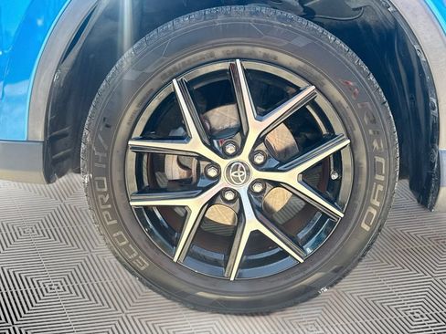 Used 2016 Toyota RAV4 SE FWD image 33