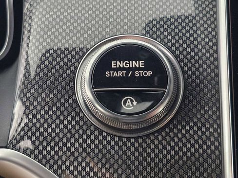 Used 2026 Mercedes-Benz GLC 300 image 29