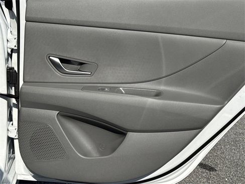 New 2026 Hyundai Elantra Blue image 16