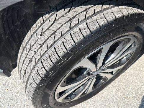 Certified 2023 Subaru Forester Limited AWD/4WD image 42