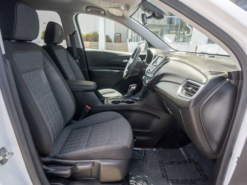 Used 2022 Chevrolet Equinox LT FWD image 12