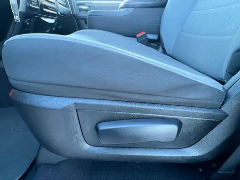 Used 2024 RAM 1500 Classic SLT image 12