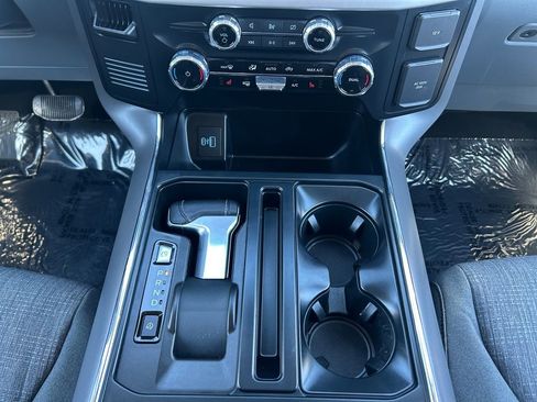 Used 2023 Ford F150 Lightning XLT image 12