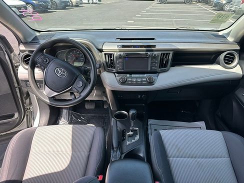 Used 2013 Toyota RAV4 XLE image 11