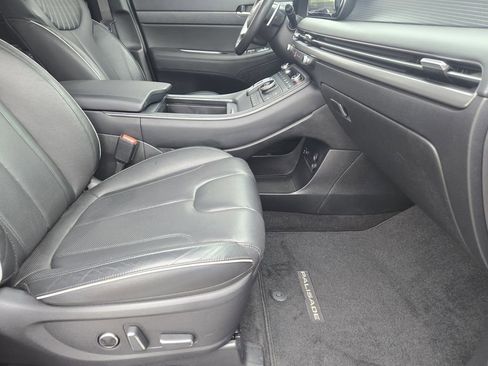 Used 2023 Hyundai Palisade Limited w/ Cargo Package FWD image 10