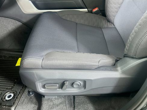 Certified 2026 Toyota Tundra SR5 AWD/4WD image 19