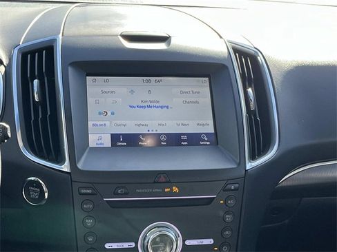 Used 2019 Ford Edge Titanium w/ Equipment Group 301A image 17