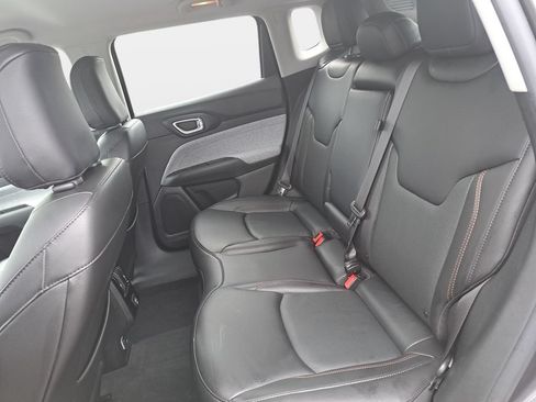 Certified 2022 Jeep Compass Latitude AWD/4WD image 14