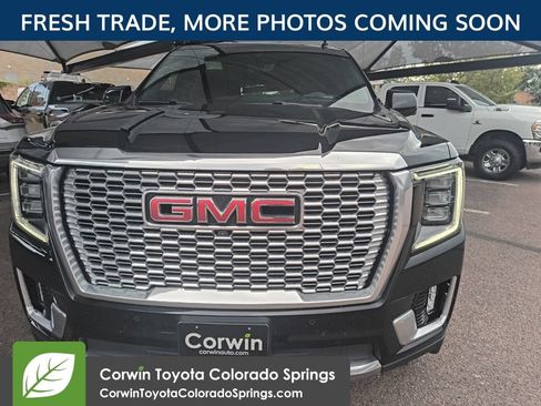 Used 2022 GMC Yukon Denali w/ Denali Reserve Package AWD/4WD image 9
