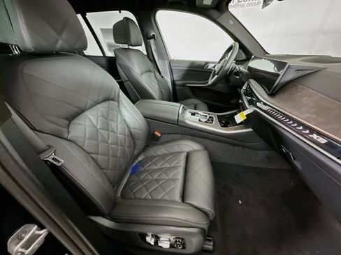 New 2026 BMW X5 xDrive40i w/ M Sport Package AWD/4WD image 30