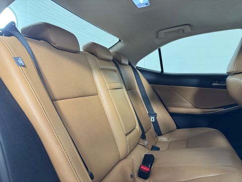 Used 2018 Lexus IS 300 AWD w/ Comfort Package image 23