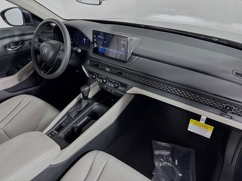 New 2026 Honda Accord LX image 33