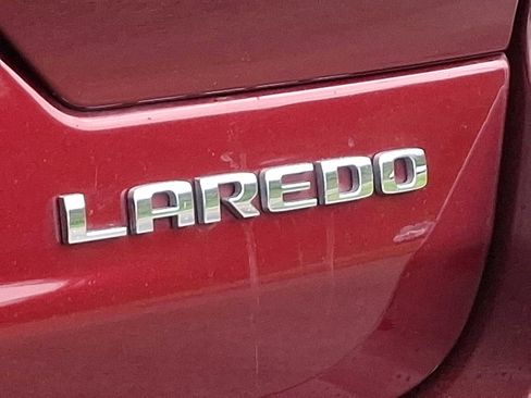 Used 2023 Jeep Grand Cherokee Laredo w/ Luxury Tech Group I image 30