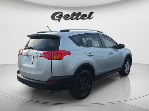 Used 2014 Toyota RAV4 LE image 4