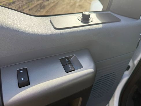 New 2026 Ford F750 2WD Regular Cab Super Duty image 10