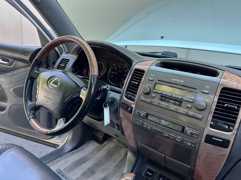 Used 2004 Lexus GX 470 AWD/4WD image 30