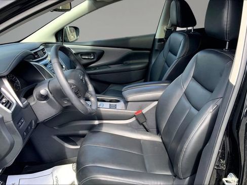 Used 2020 Nissan Murano SV w/ Premium Package image 18