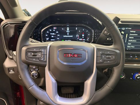 Used 2024 GMC Sierra 1500 Elevation AWD/4WD image 14