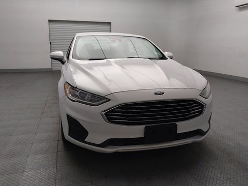 Used 2019 Ford Fusion SE FWD image 14
