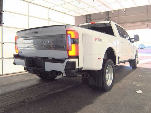 Used 2024 Ford F450 Limited w/ FX4 Off-Road Package AWD/4WD image 2