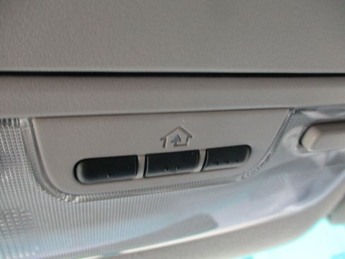 Used 2004 Honda Odyssey EX-L image 38