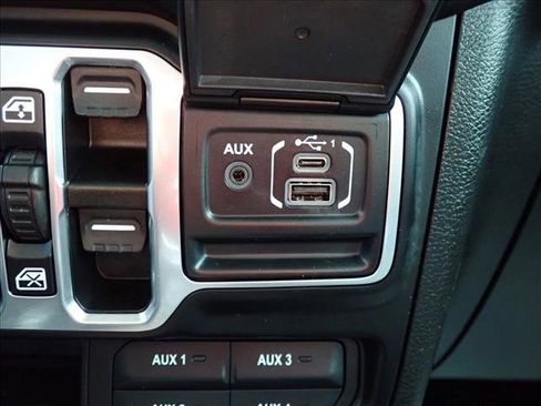 Used 2021 Jeep Wrangler Unlimited Sport AWD/4WD image 20