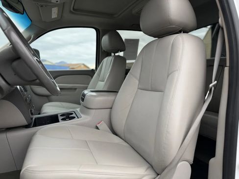 Used 2011 Chevrolet Silverado 3500 LTZ w/ LTZ Plus Package image 11